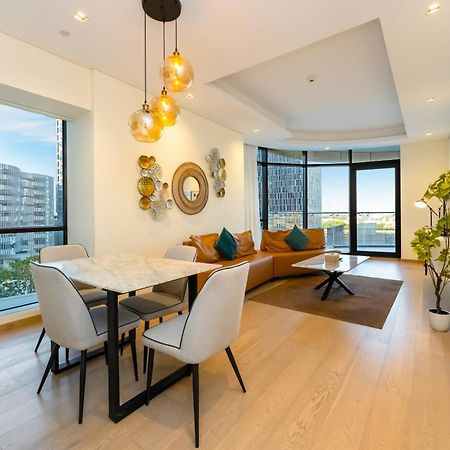 Fam Living - Rp Heights - 3 Mins Walk To Burj Khalifa & Dubai Mall Downtown Dubai Ngoại thất bức ảnh