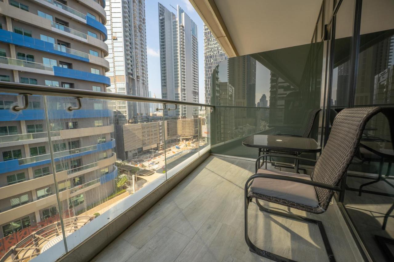 Fam Living - Rp Heights - 3 Mins Walk To Burj Khalifa & Dubai Mall Downtown Dubai Ngoại thất bức ảnh