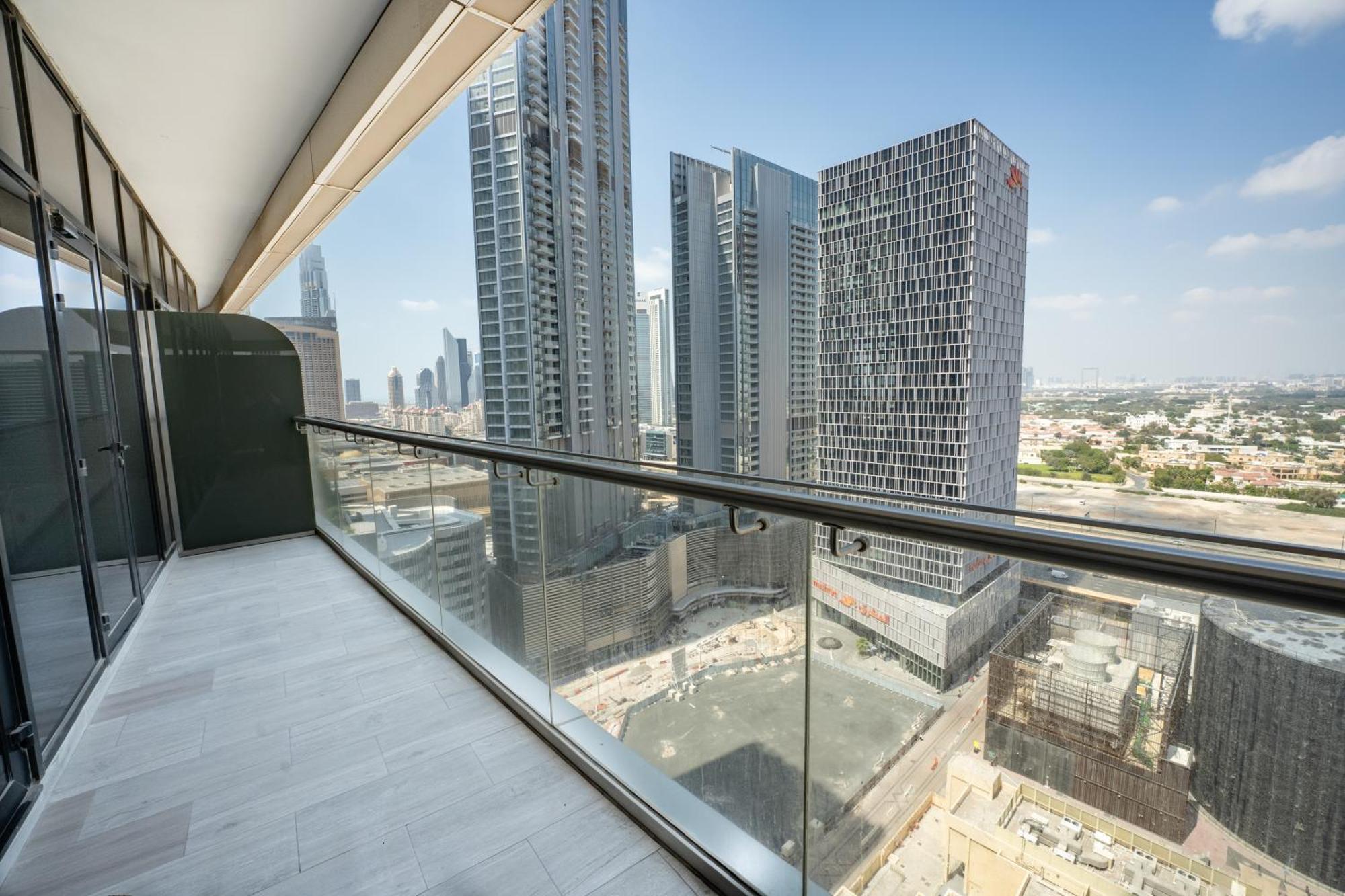 Fam Living - Rp Heights - 3 Mins Walk To Burj Khalifa & Dubai Mall Downtown Dubai Ngoại thất bức ảnh